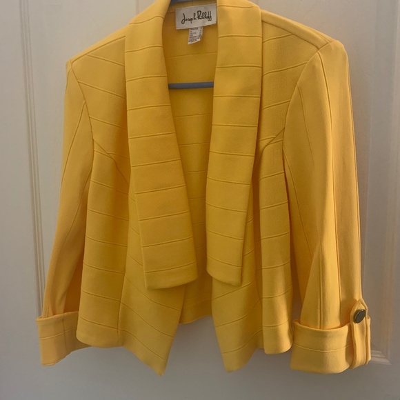 Joseph Ribkoff Yellow Jacket Size 6 - Picture 1 of 3